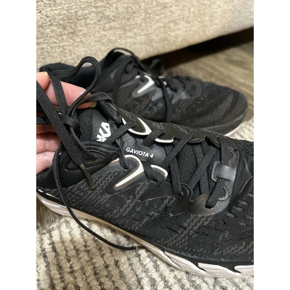 Hoka One One hoka one