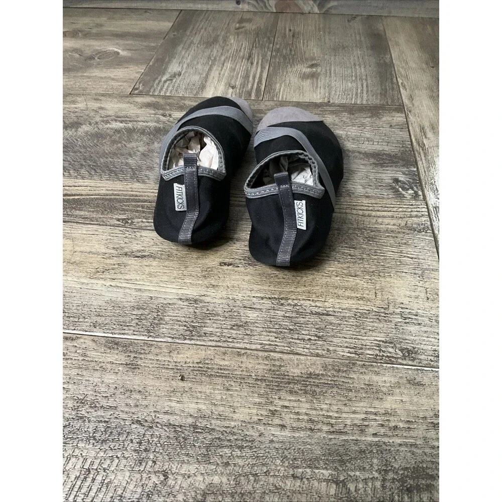 FitKicks Live Well Women Large Foldable Barefoot Yoga Comfort Shoe Slip On Black