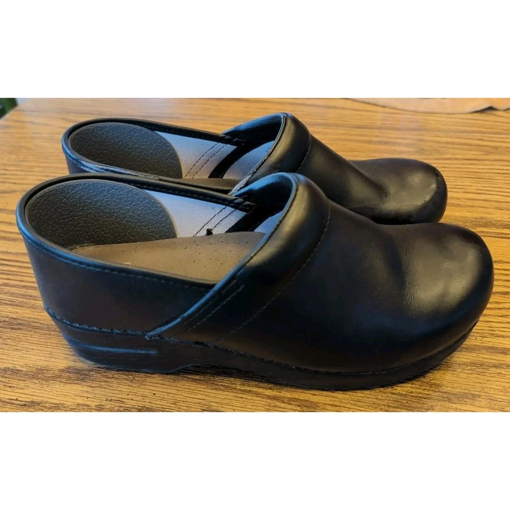 Dansko professional clogs