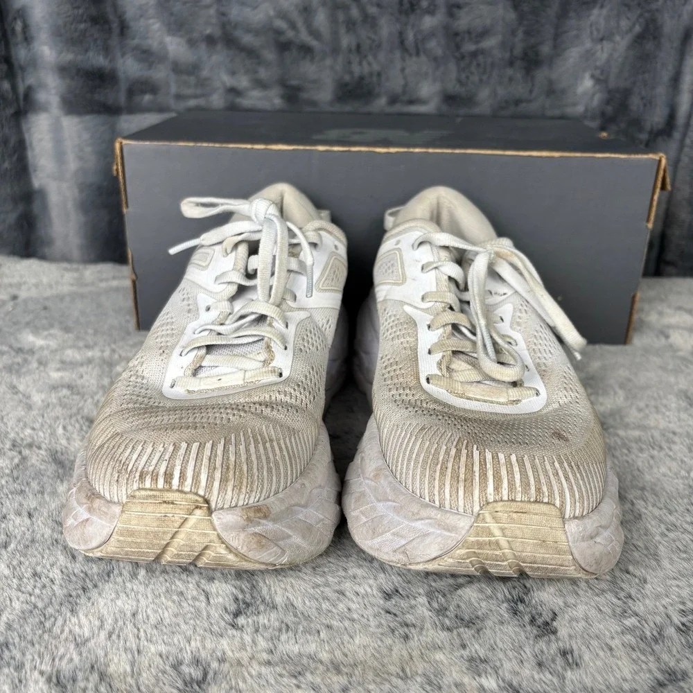 Hoka One One hoka one