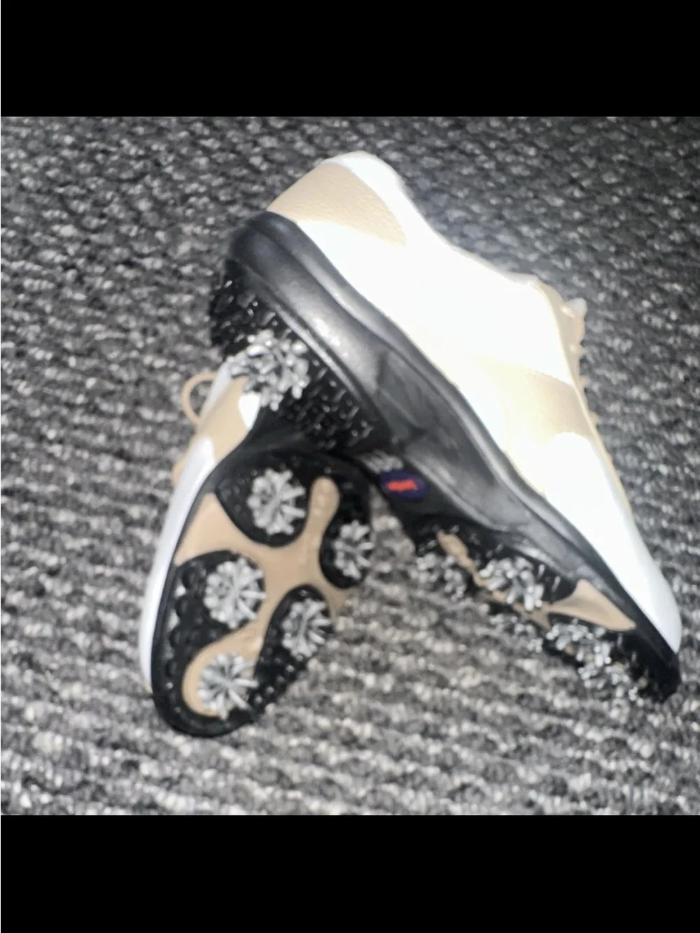 FootJoy lightweight lace
