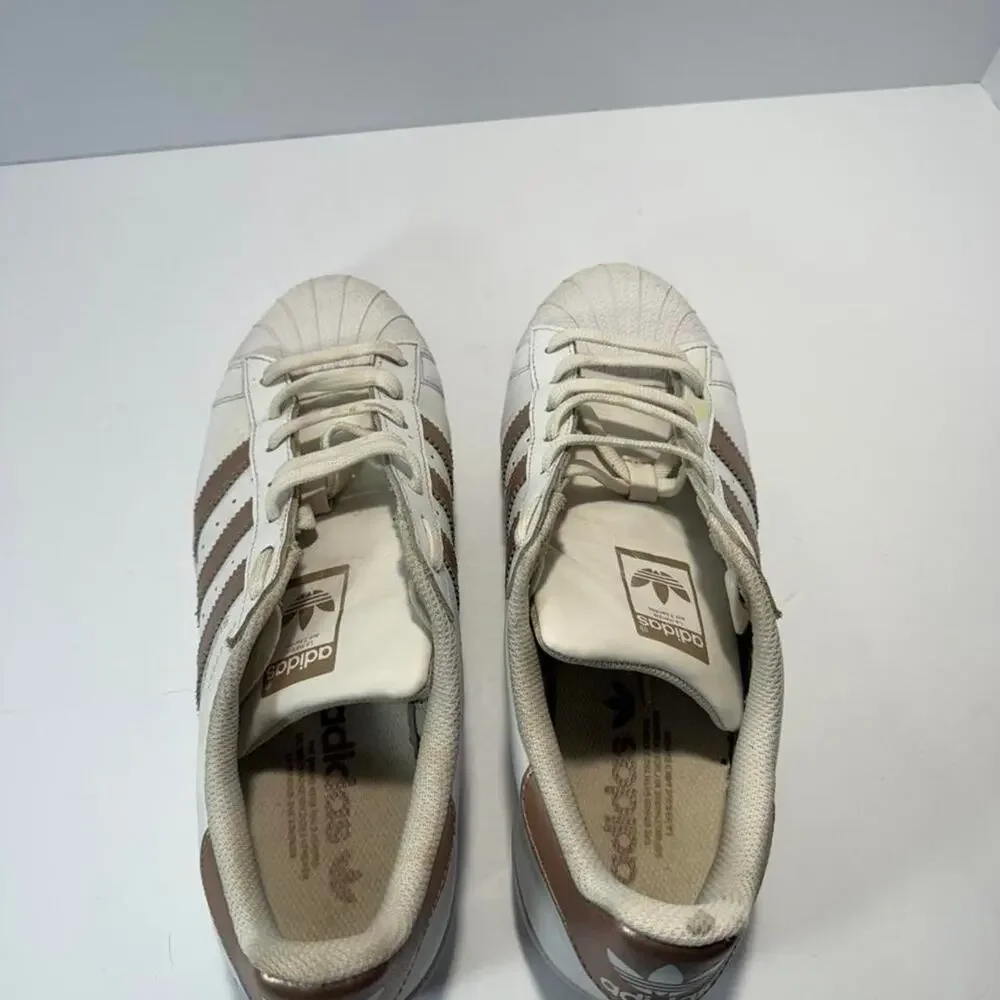 adidas step out