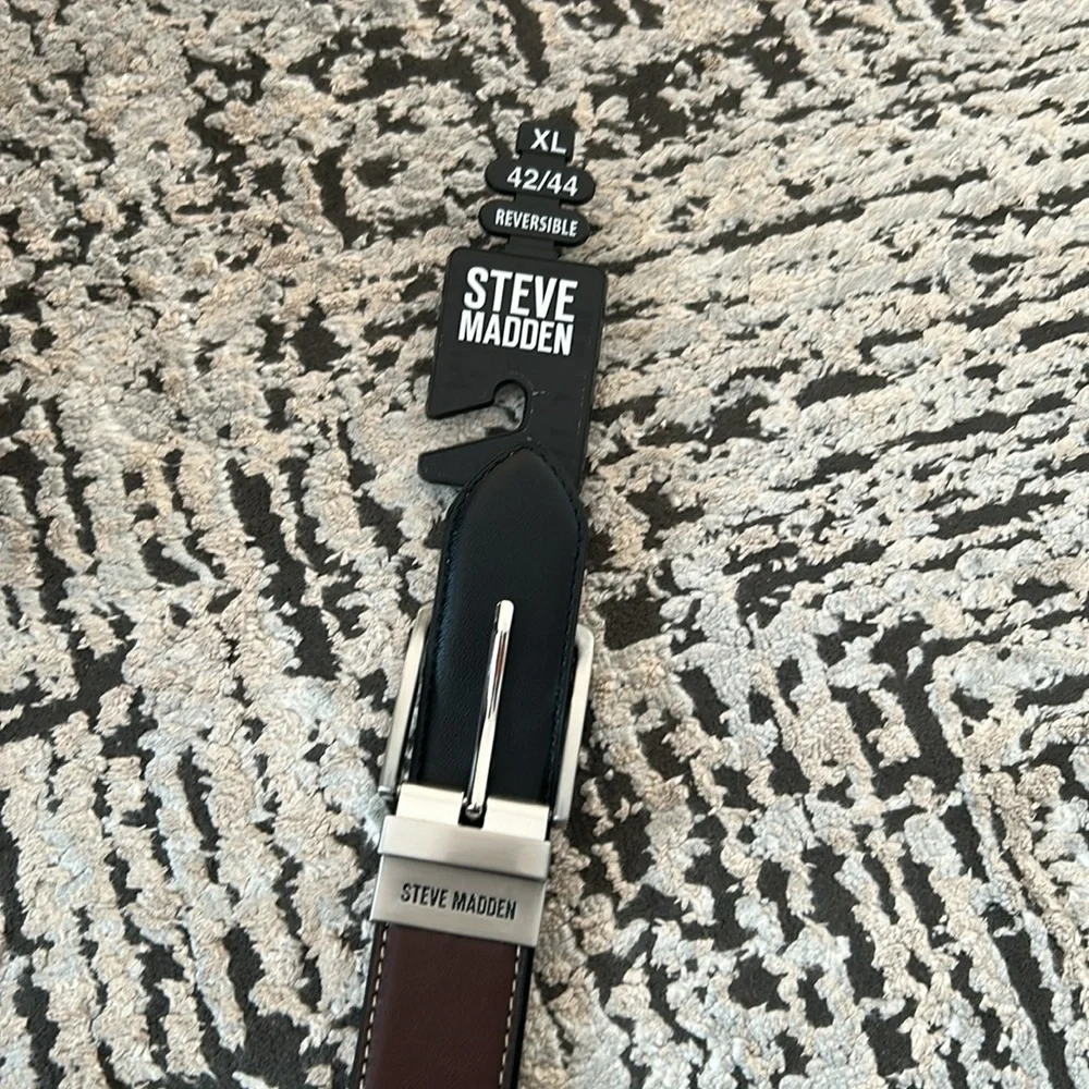 Steve Madden elegant dark