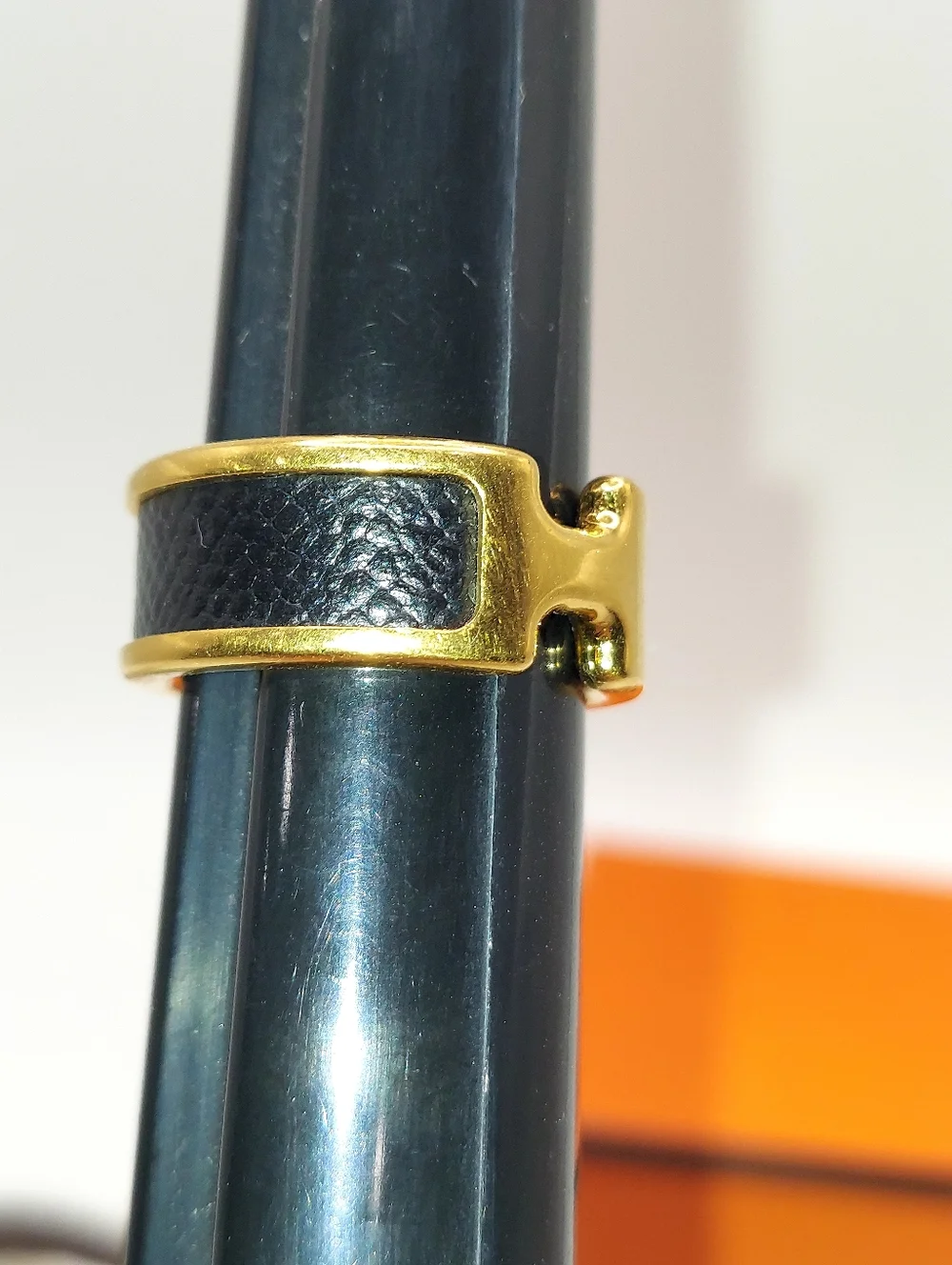 HERMES OLYMPE RING Gold Tone With Black Leather Sz M 6.75/7.25