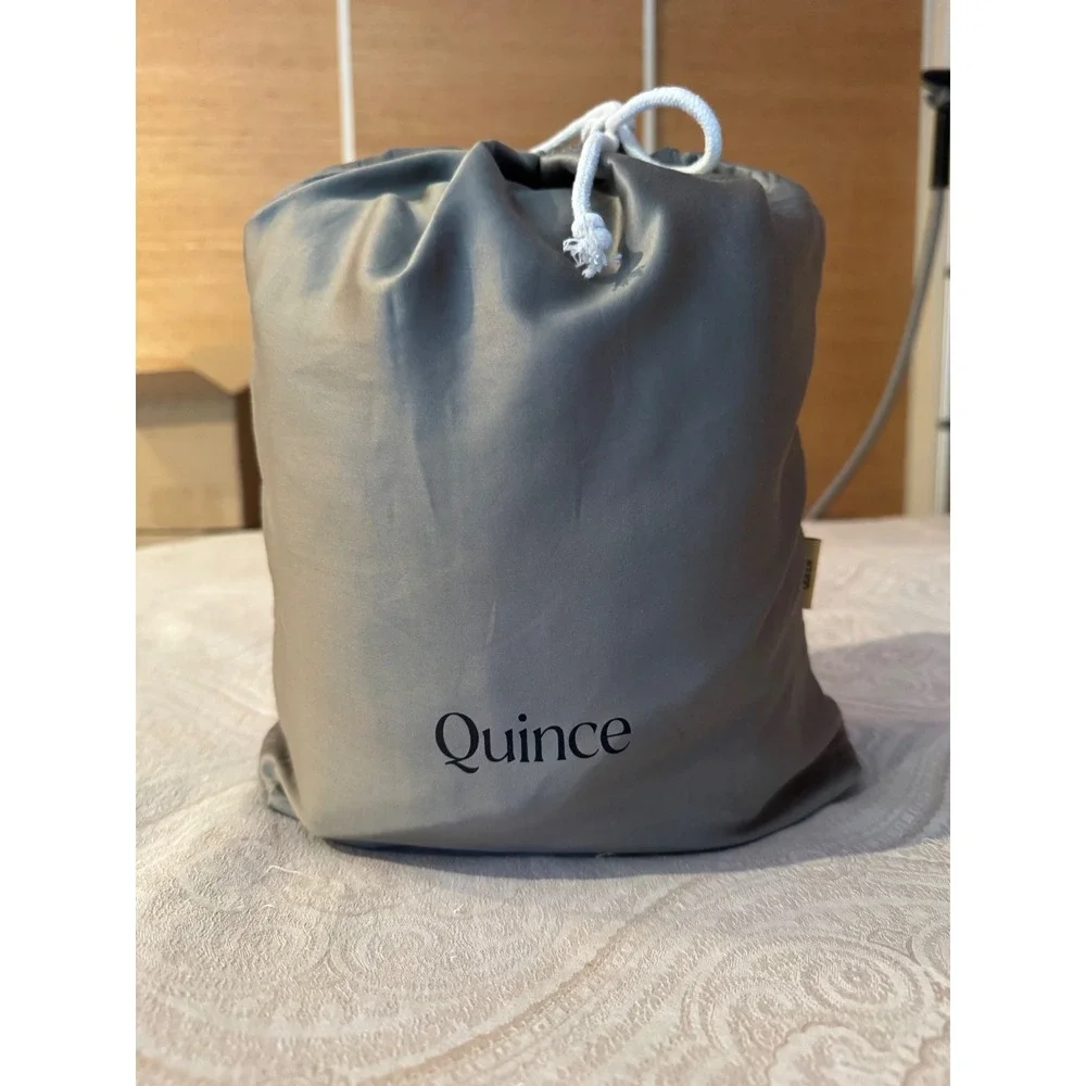 Quince Giza Cotton Sateen Queen Fitted Sheet + 1 Pillowcase – Dried Sage