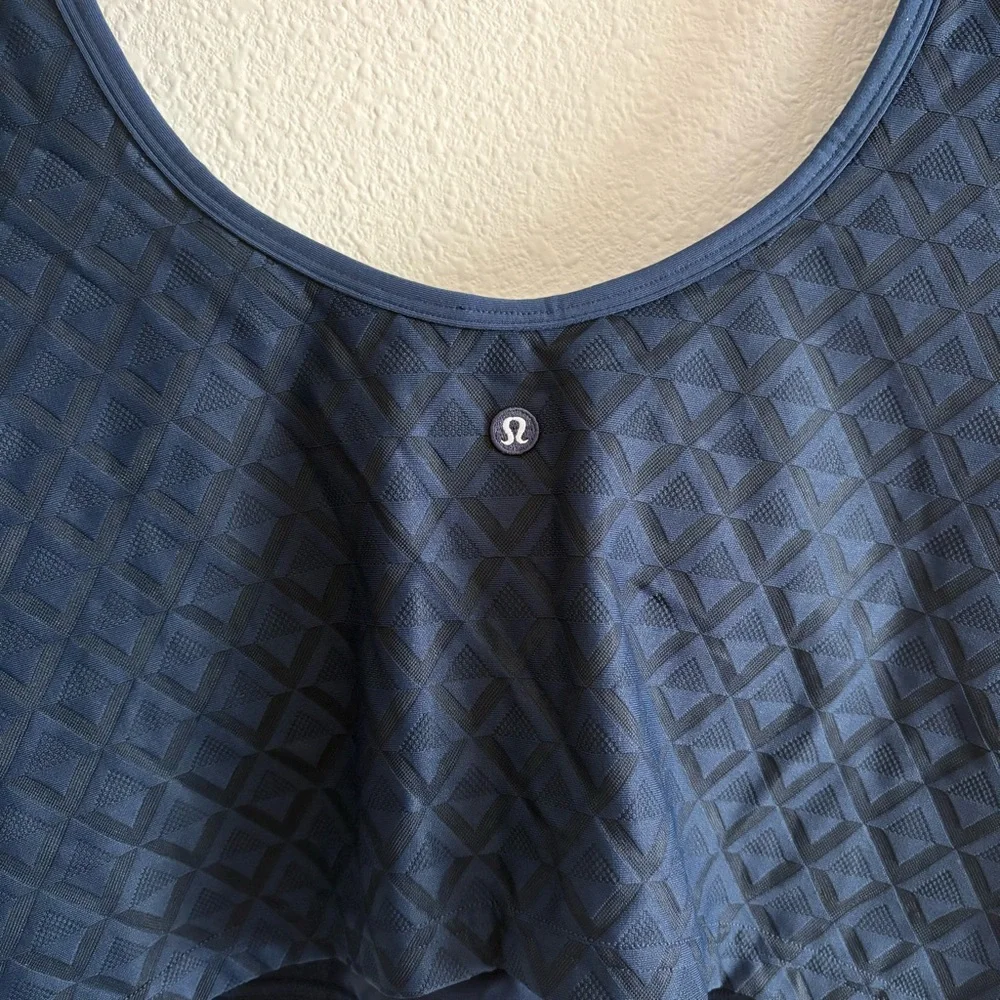 lululemon athletica new tags
