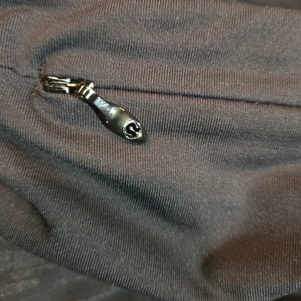 lululemon athletica discounted bundling stains