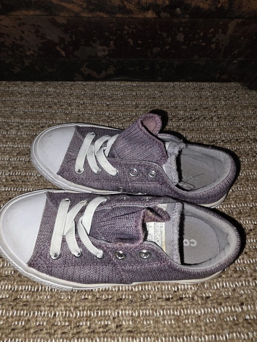 Converse questions leave