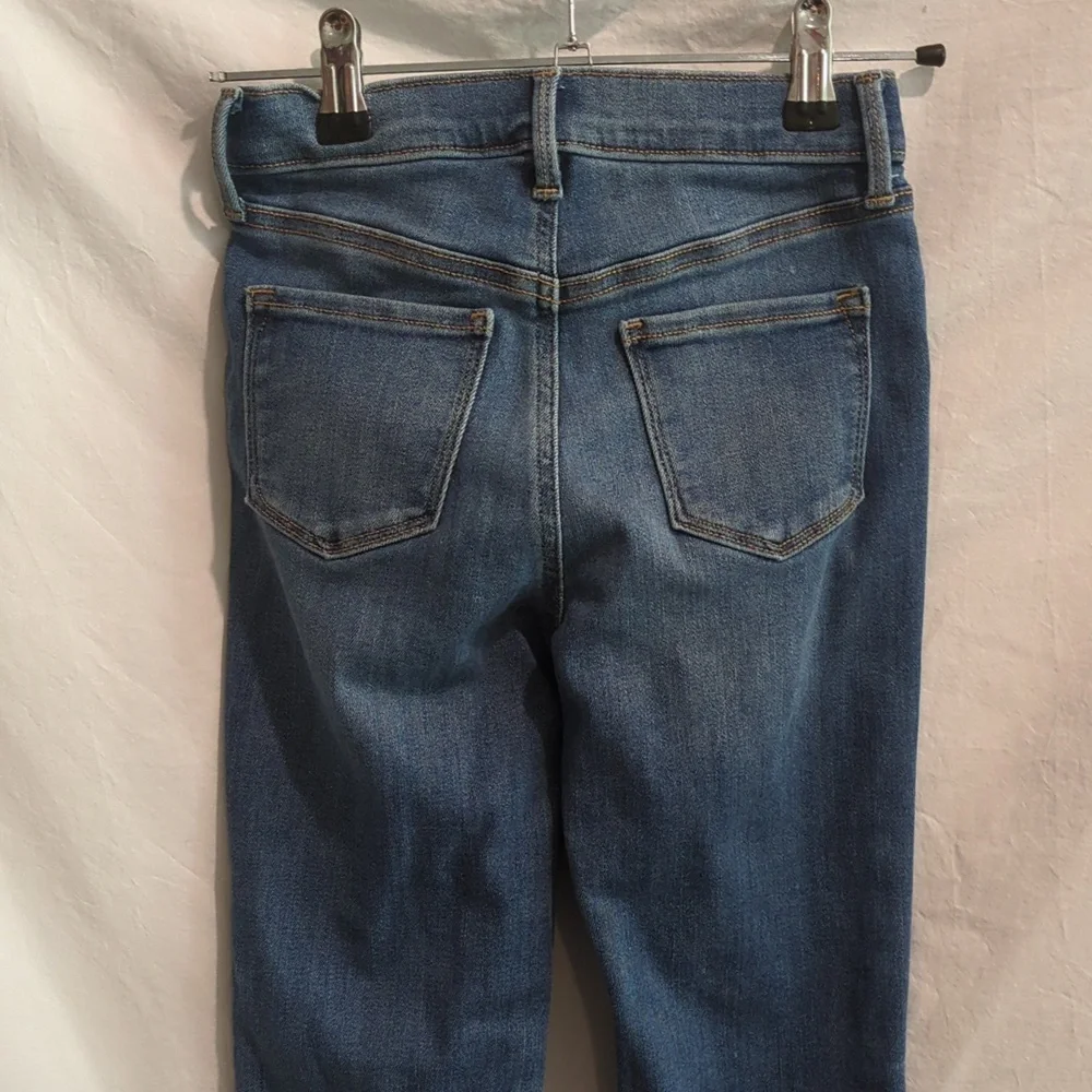 Old Navy pockets account