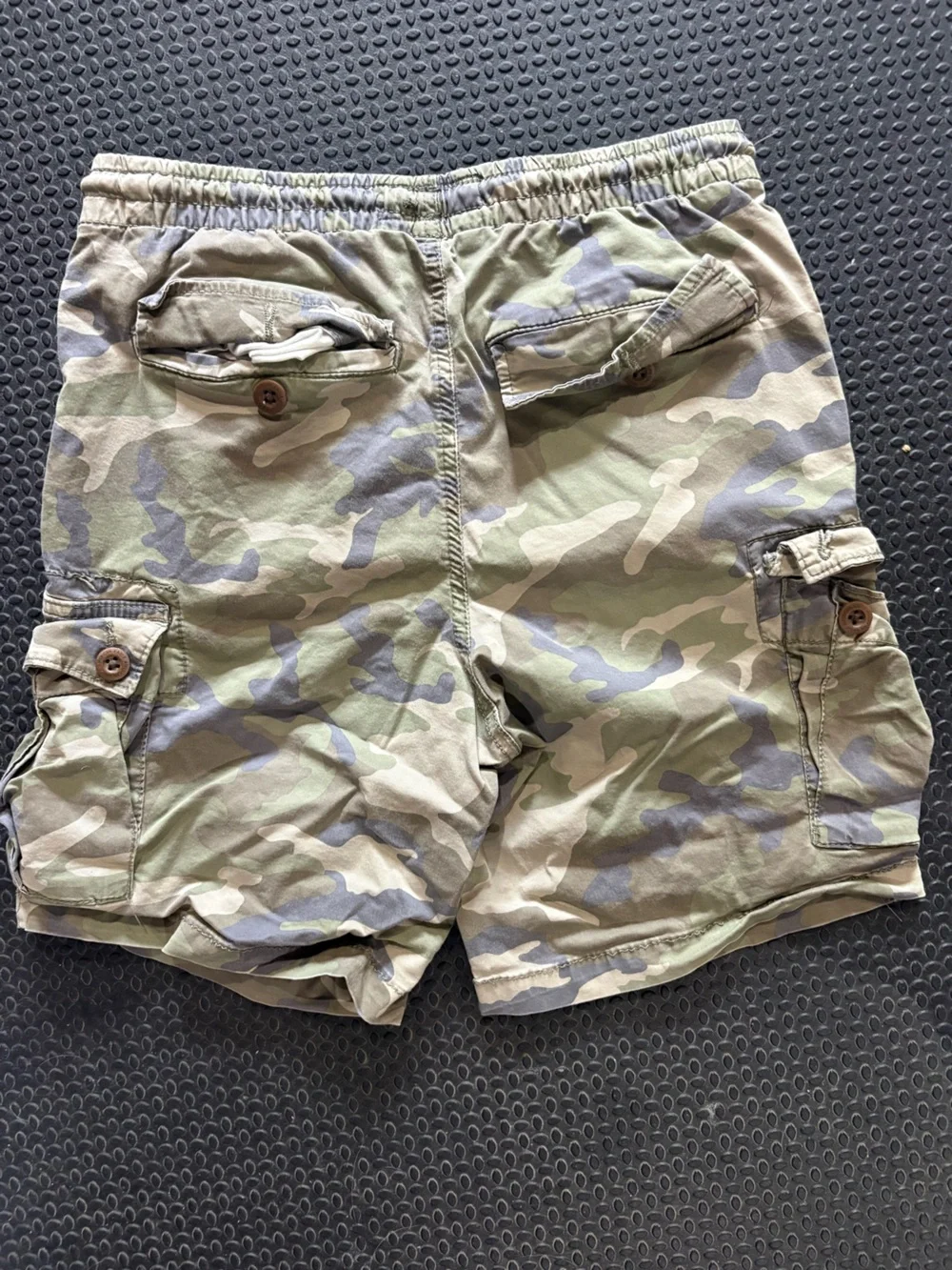 American Eagle Outfitters Men's Camo Cargo Shorts - Olive Green