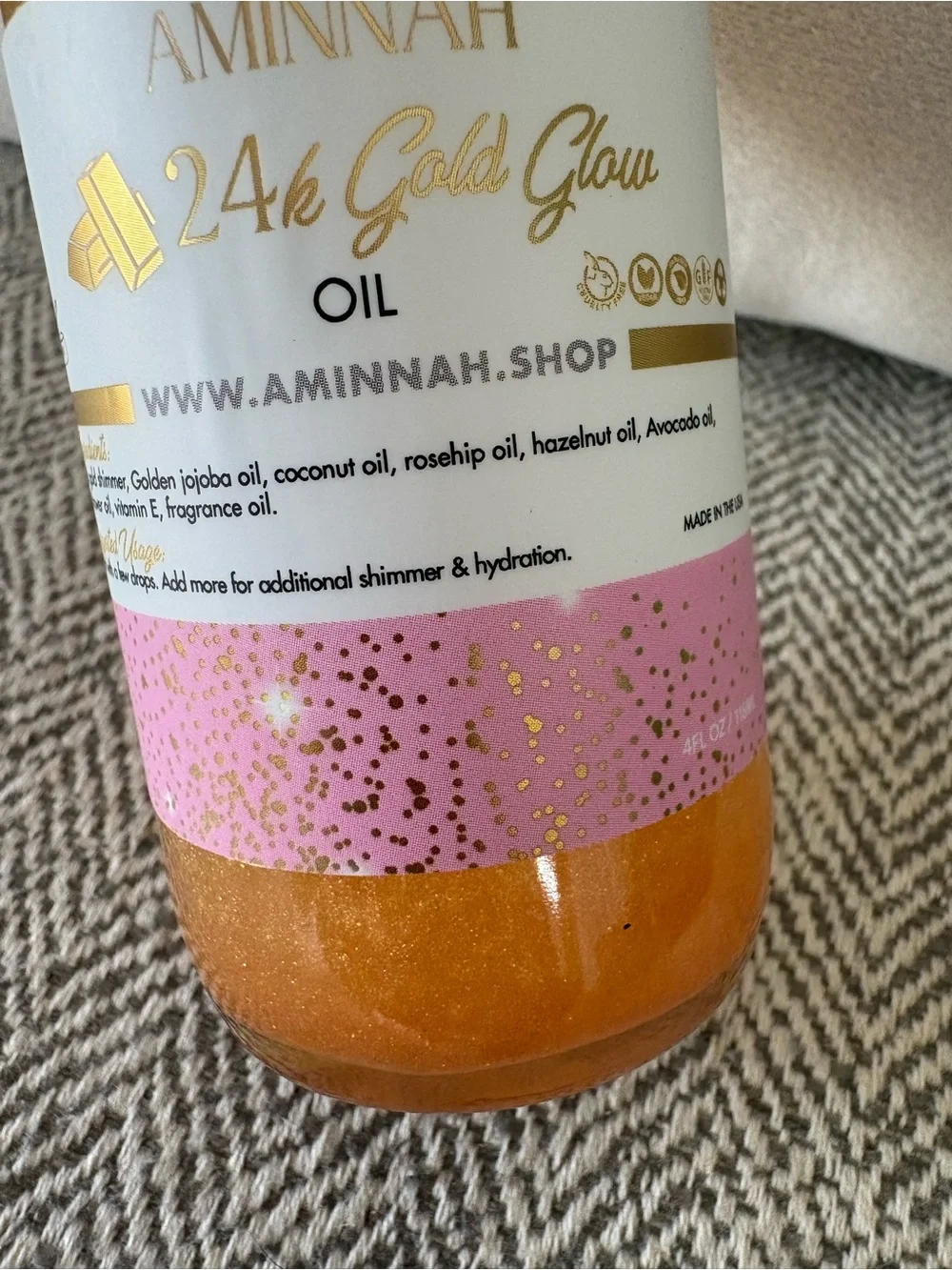 Aminnah 24 K Gold Glow Oil