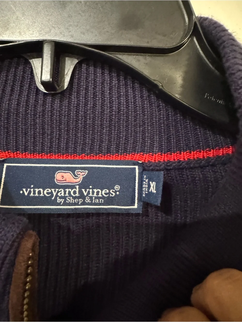 Vineyard Vines Men’s XL Navy Quarter Zip Sweater Cotton Blend Leather Trim