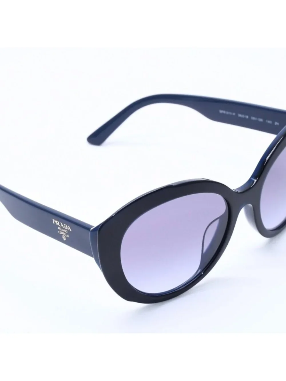 Prada this authentic