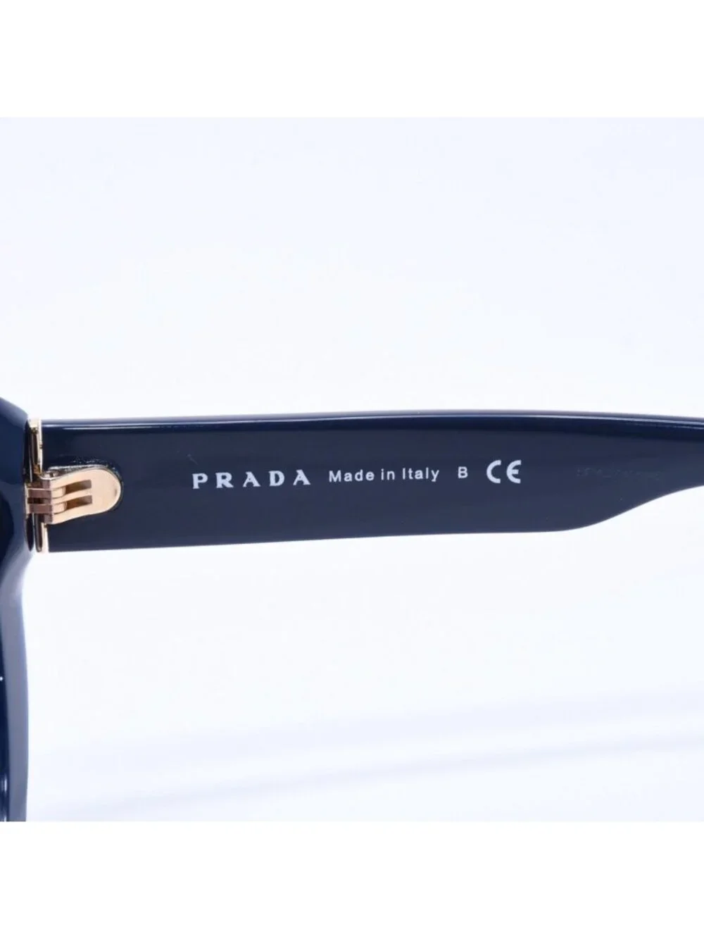 Prada this authentic
