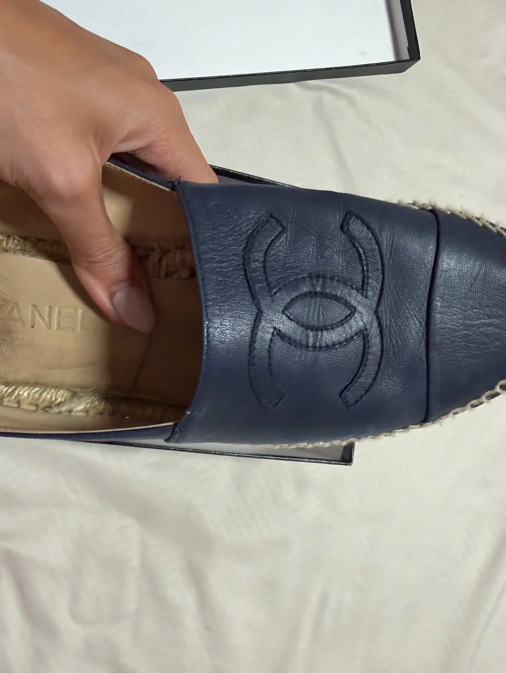 CHANEL visible wear