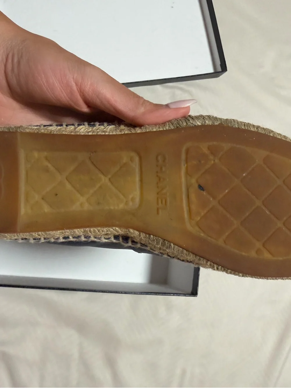 CHANEL holes fair