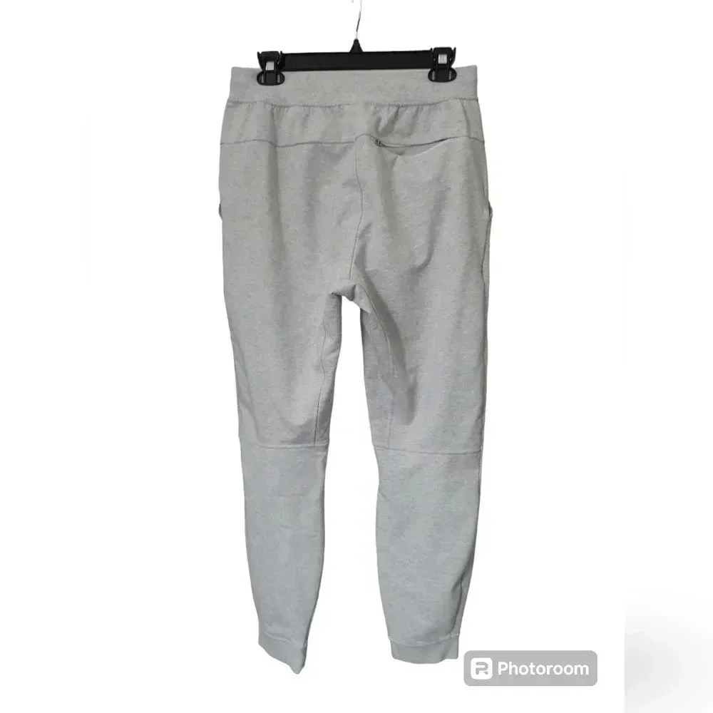 lululemon athletica sea four