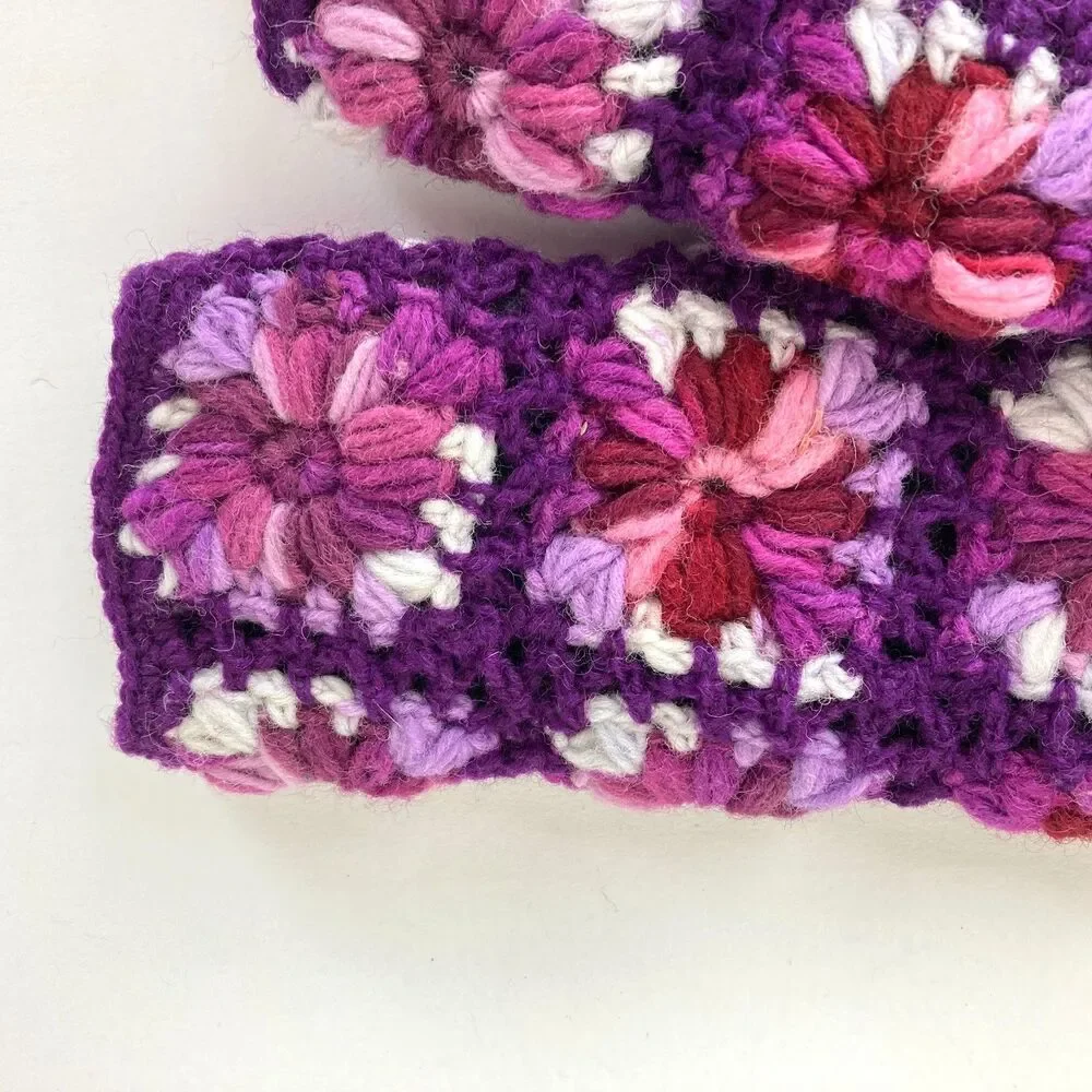 WoolKan hand knitted