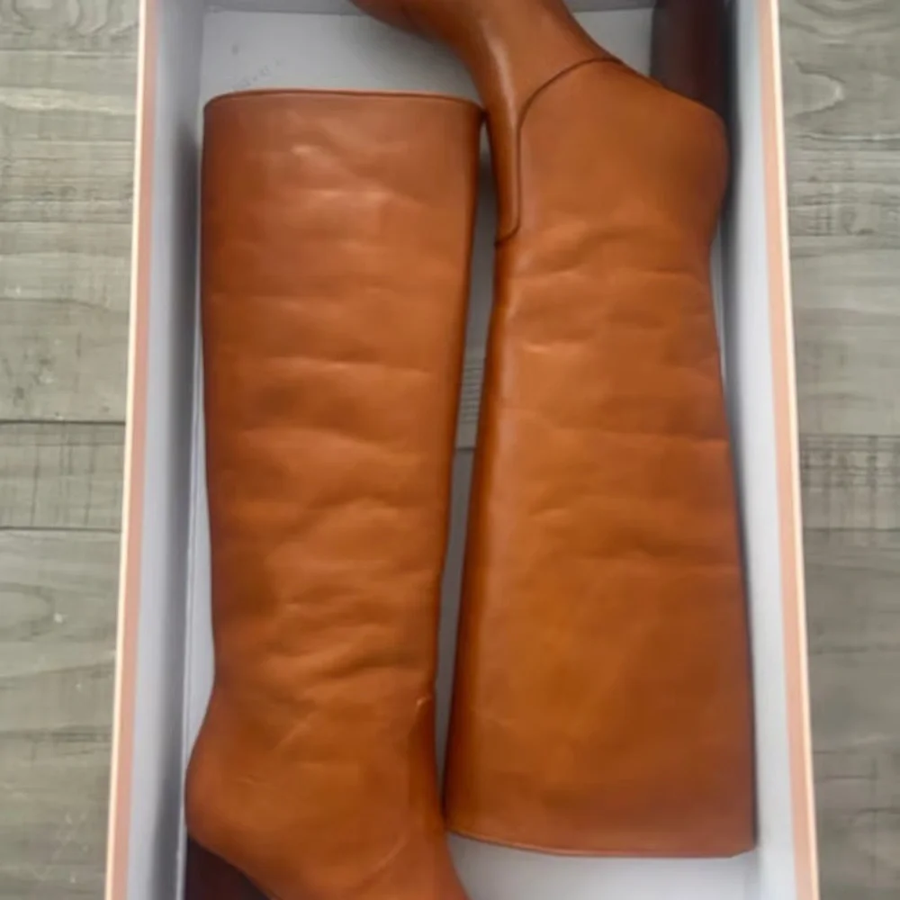 Loeffler Randall classic over