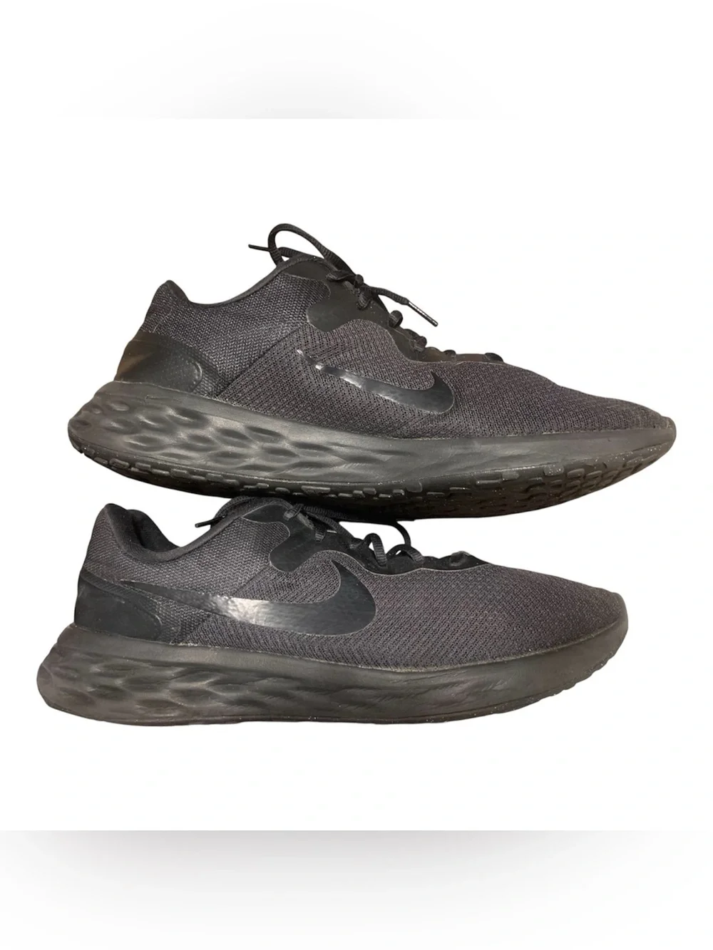 Nike men revolution