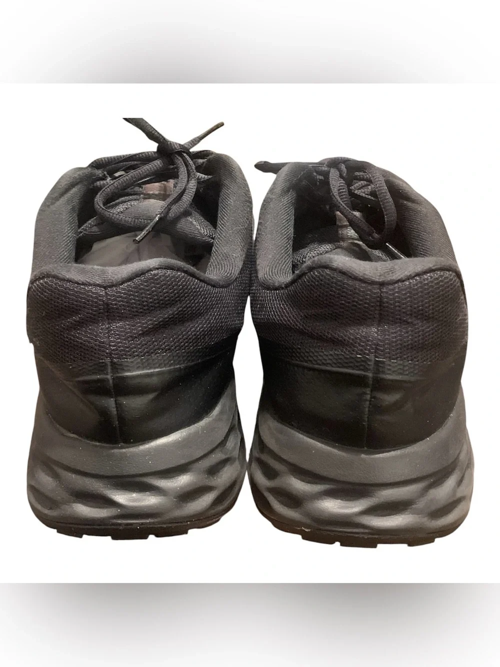 Nike men revolution