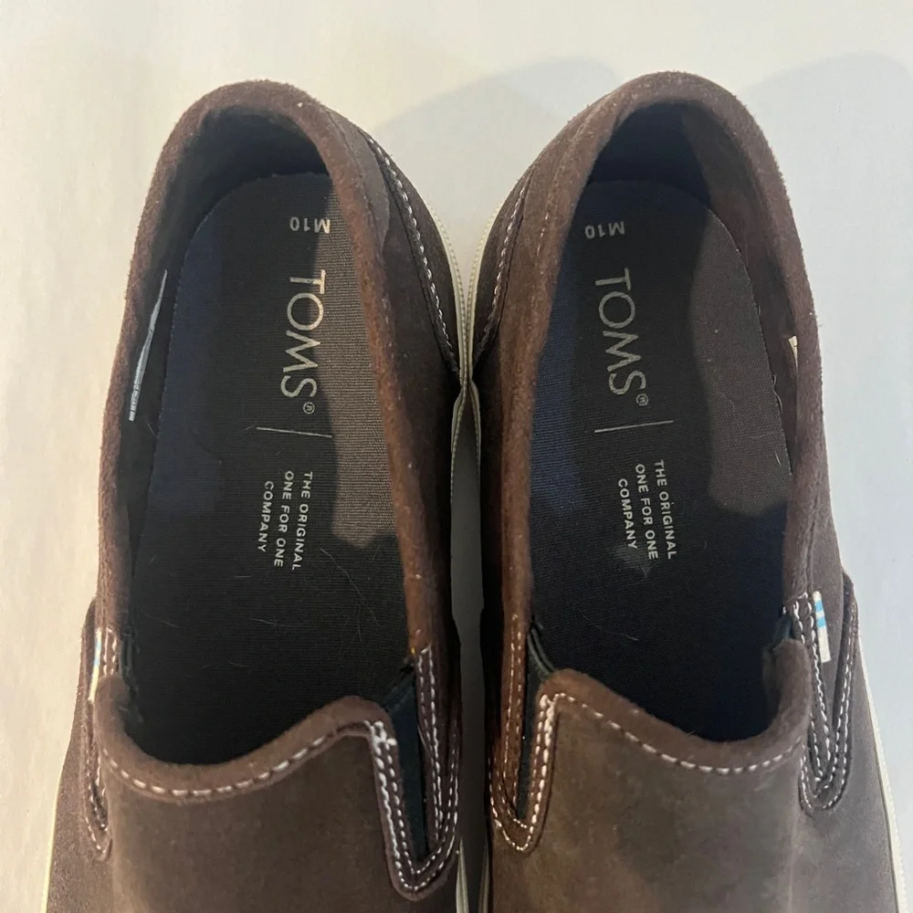 TOMS Men's Size 10 Nubuck Baja Slip On In Chocolate‎ Brown