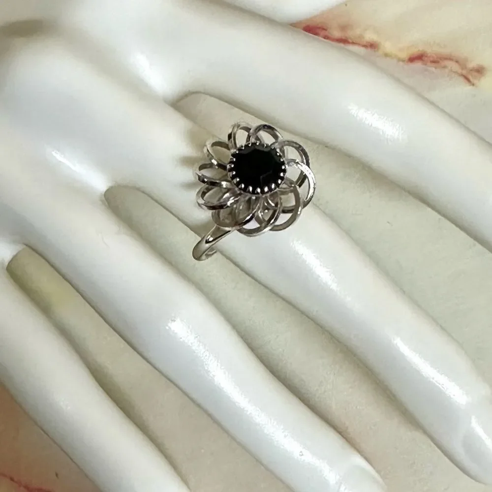 Sarah Coventry silver  tone and black ring