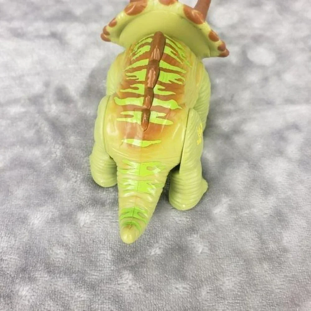 Hasbro jurassic anything send