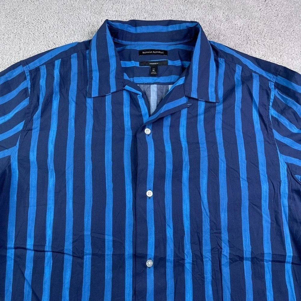 Banana Republic Shirt Mens‎ XL Blue Stripes Short Sleeve Camp Loop Collar