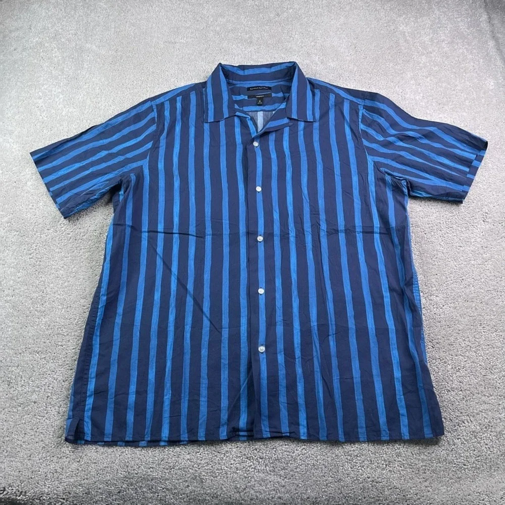 Banana Republic excellent no