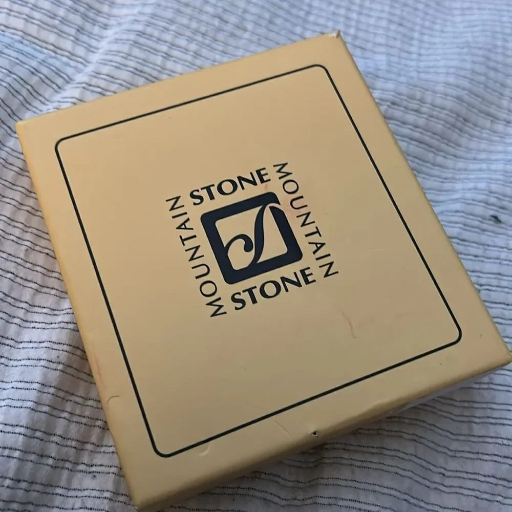 Stone Mountain Accessories experience elegance