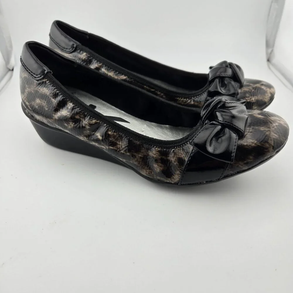 Anne Klein AK Sport Leopard Print Bow Wedges Women’s 6.5M Brown Black