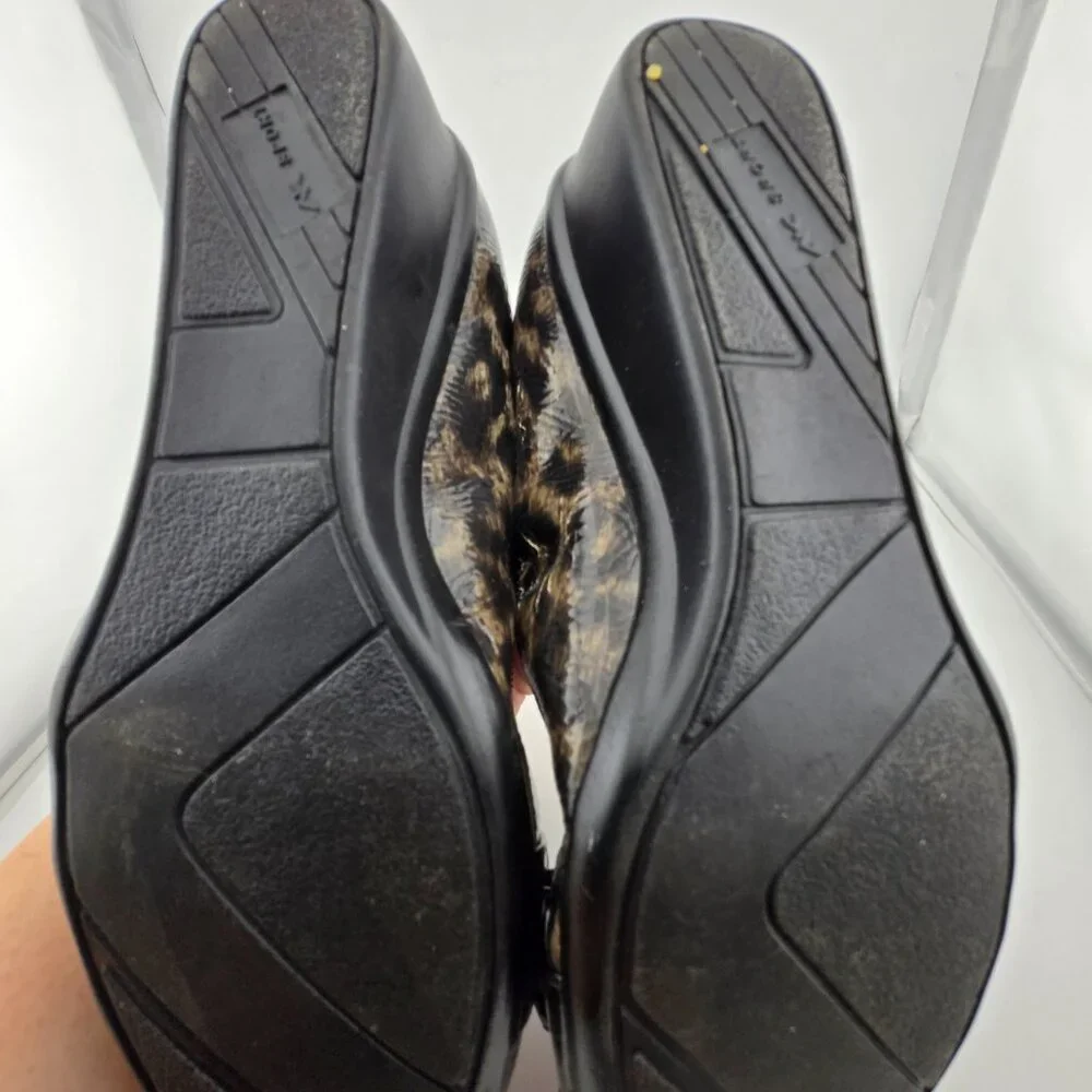 Anne Klein AK Sport Leopard Print Bow Wedges Women’s 6.5M Brown Black