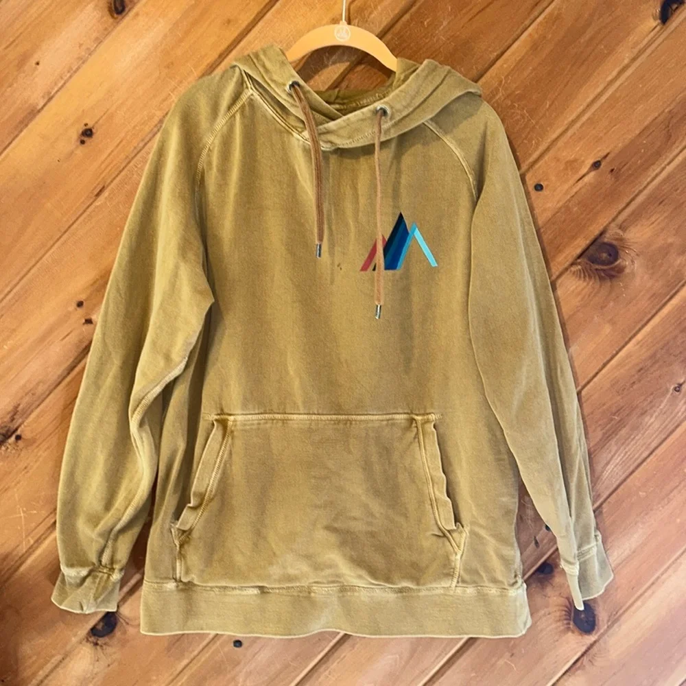 American Eagle Outfitters size large