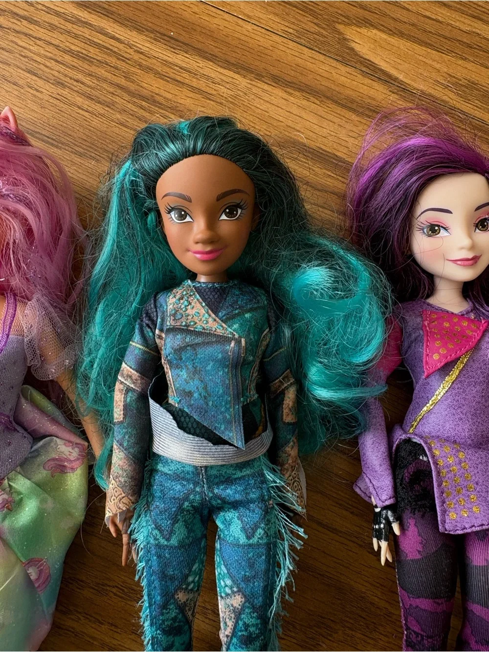 Ever After High Doll Lot of 4 Mattel Dolls w/ Original Outfits Clothing EAH
