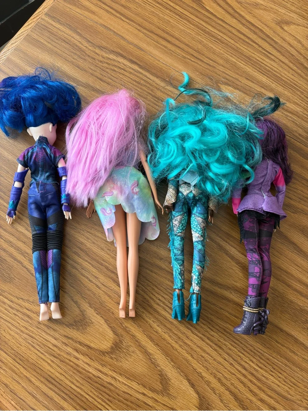 Ever After High Doll Lot of 4 Mattel Dolls w/ Original Outfits Clothing EAH