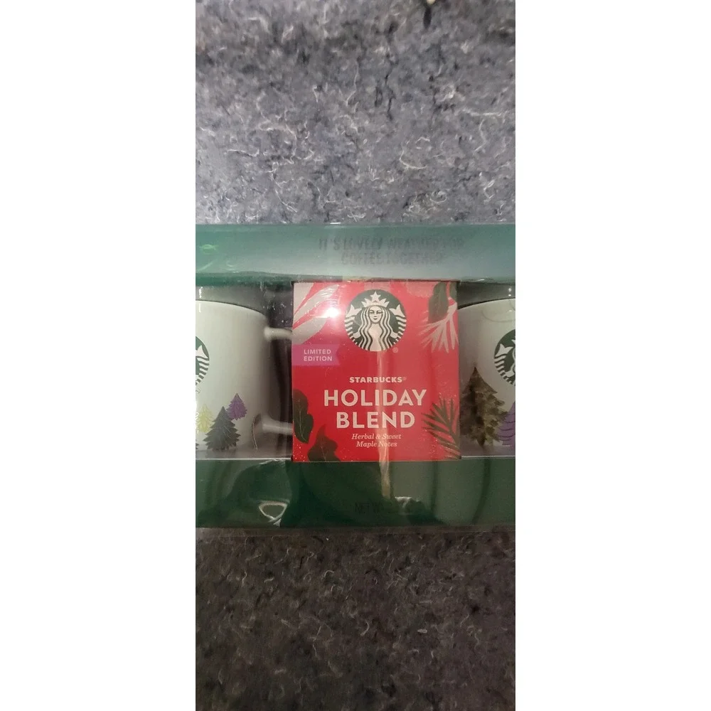 Starbucks 2022 chirstmas
