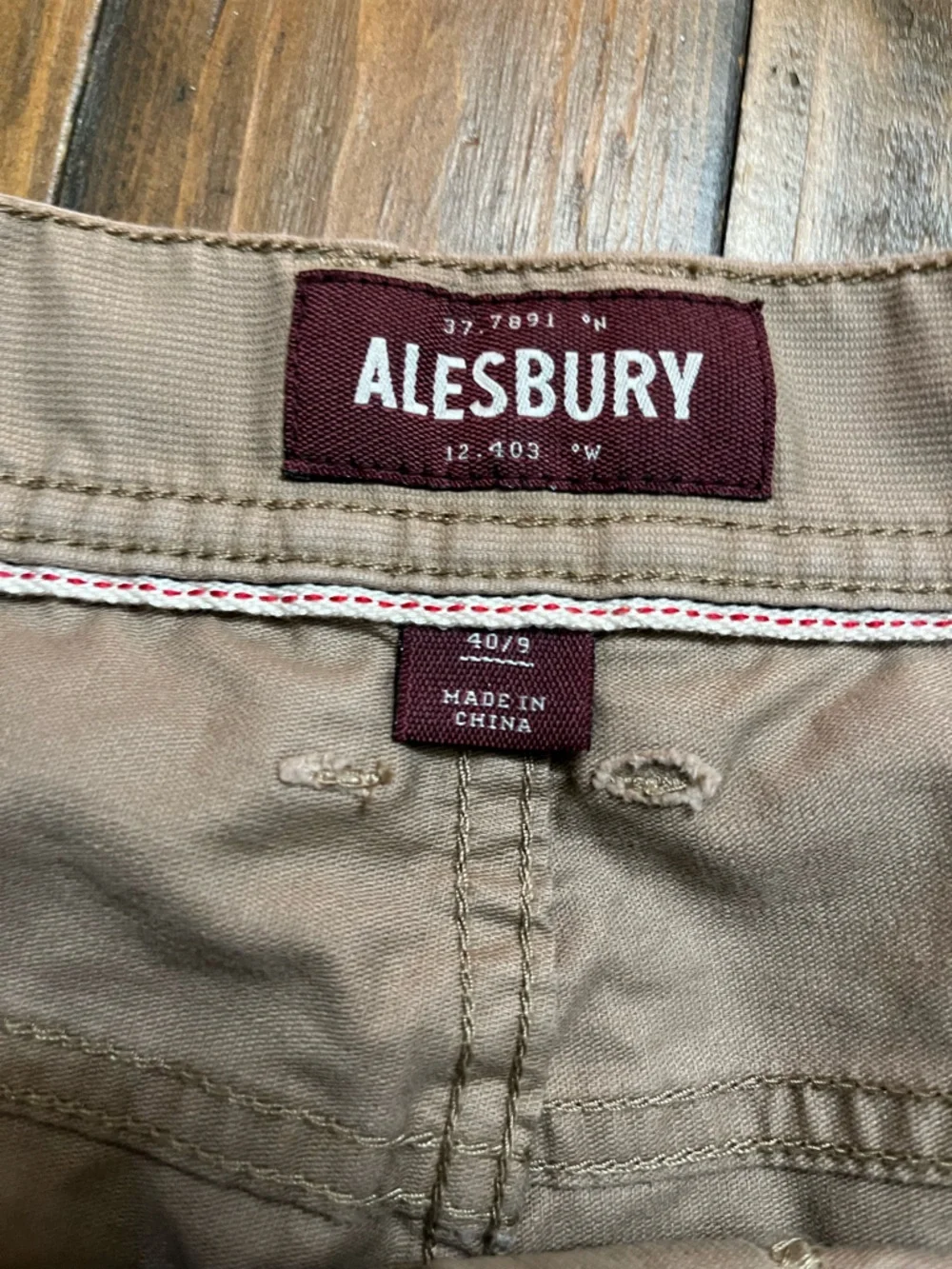 ALESBURY casual noted men’s