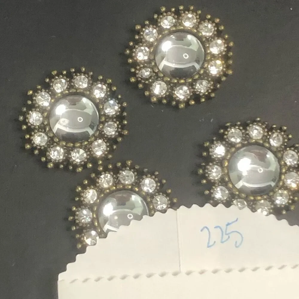No Brand round rhinestone