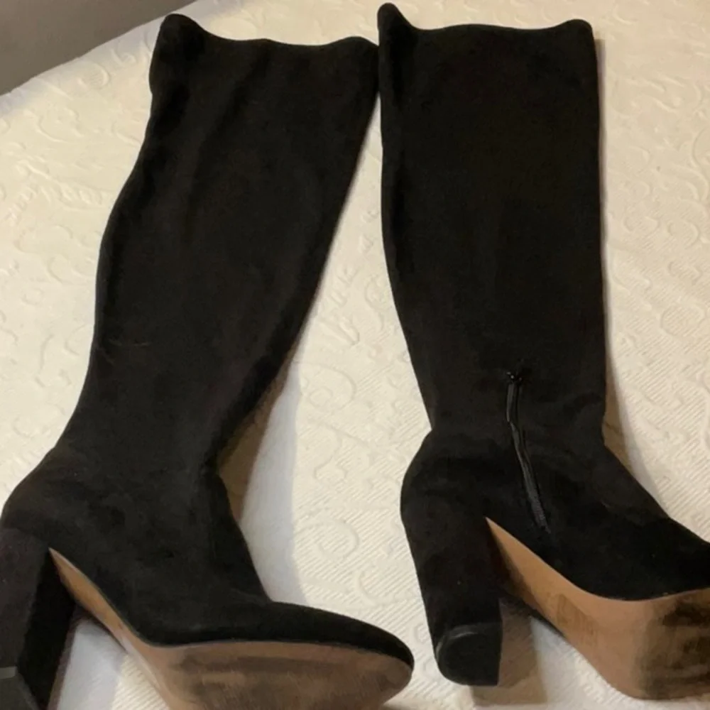 Aldo Black Over the Knee 4” Heeled Boots Size 8. Sexy Party Elegant Fun Casual