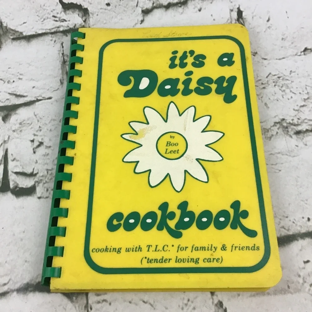 It's a Daisy Cookbook‎ by Boo Leet Vintage 1974 Cookbook