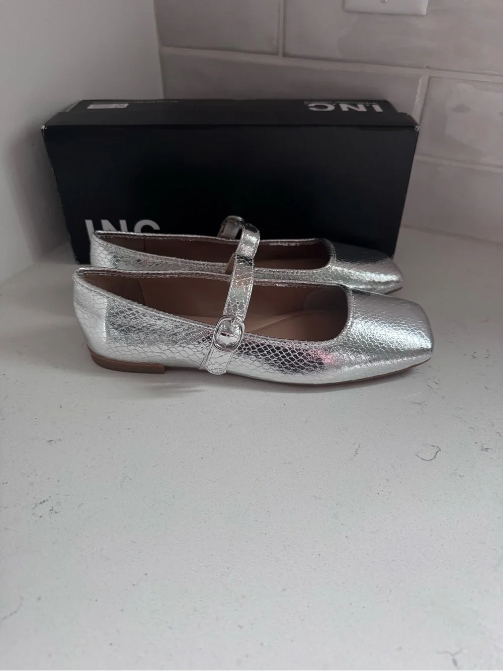 INC International Concepts new box