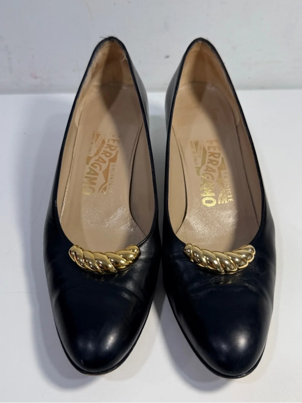 Salvatore Ferragamo Black Leather Flats with Gold Twist Accente