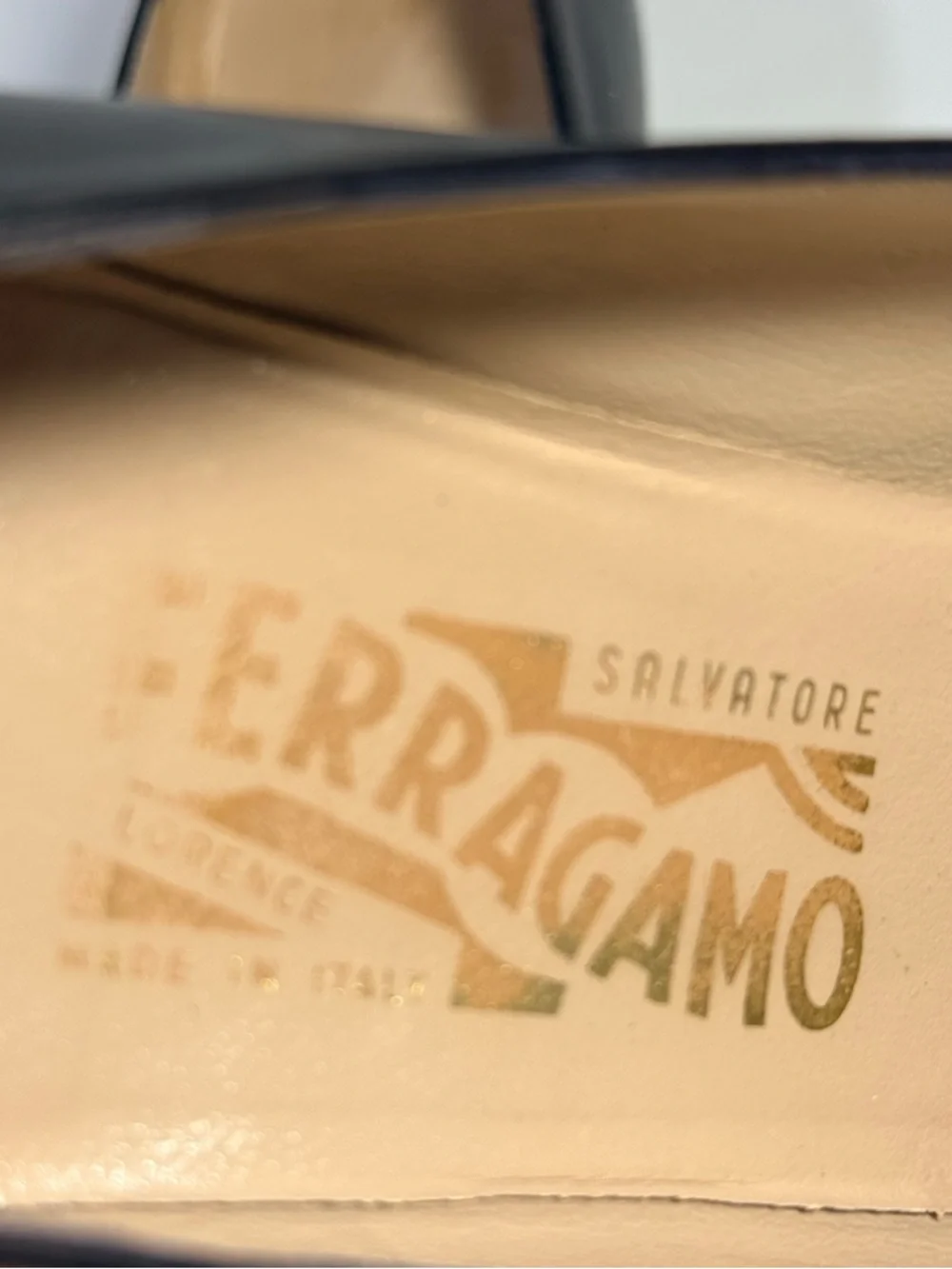 Salvatore Ferragamo classic salvatore