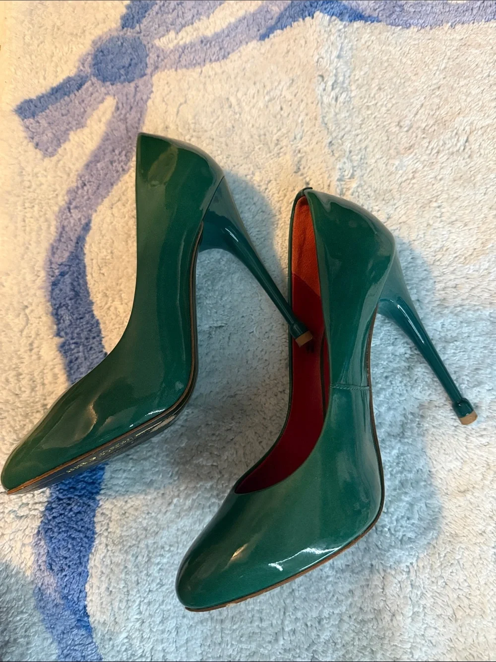 Charles Jourdan sleek patent