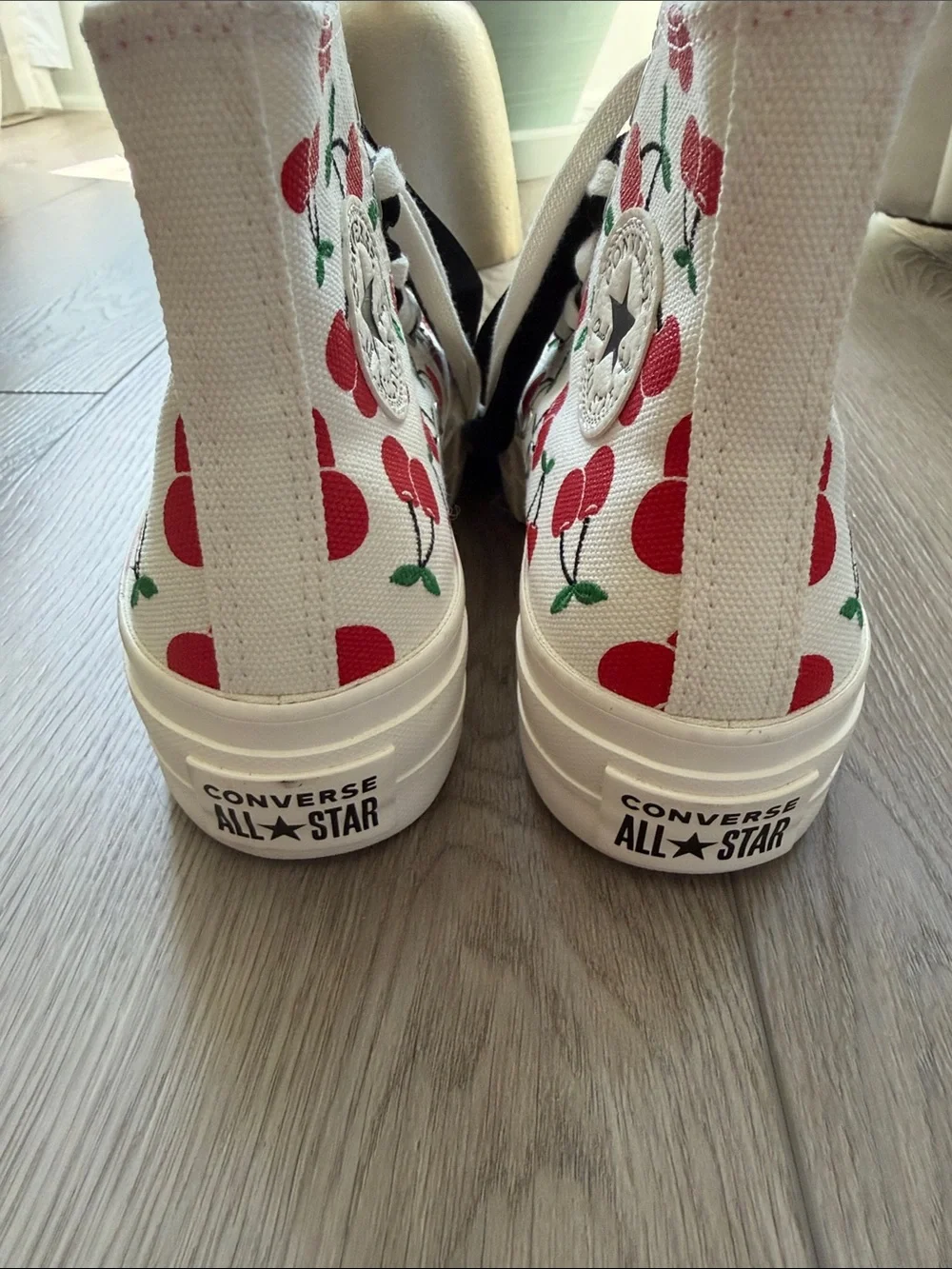 NWOT Converse lift cherry print