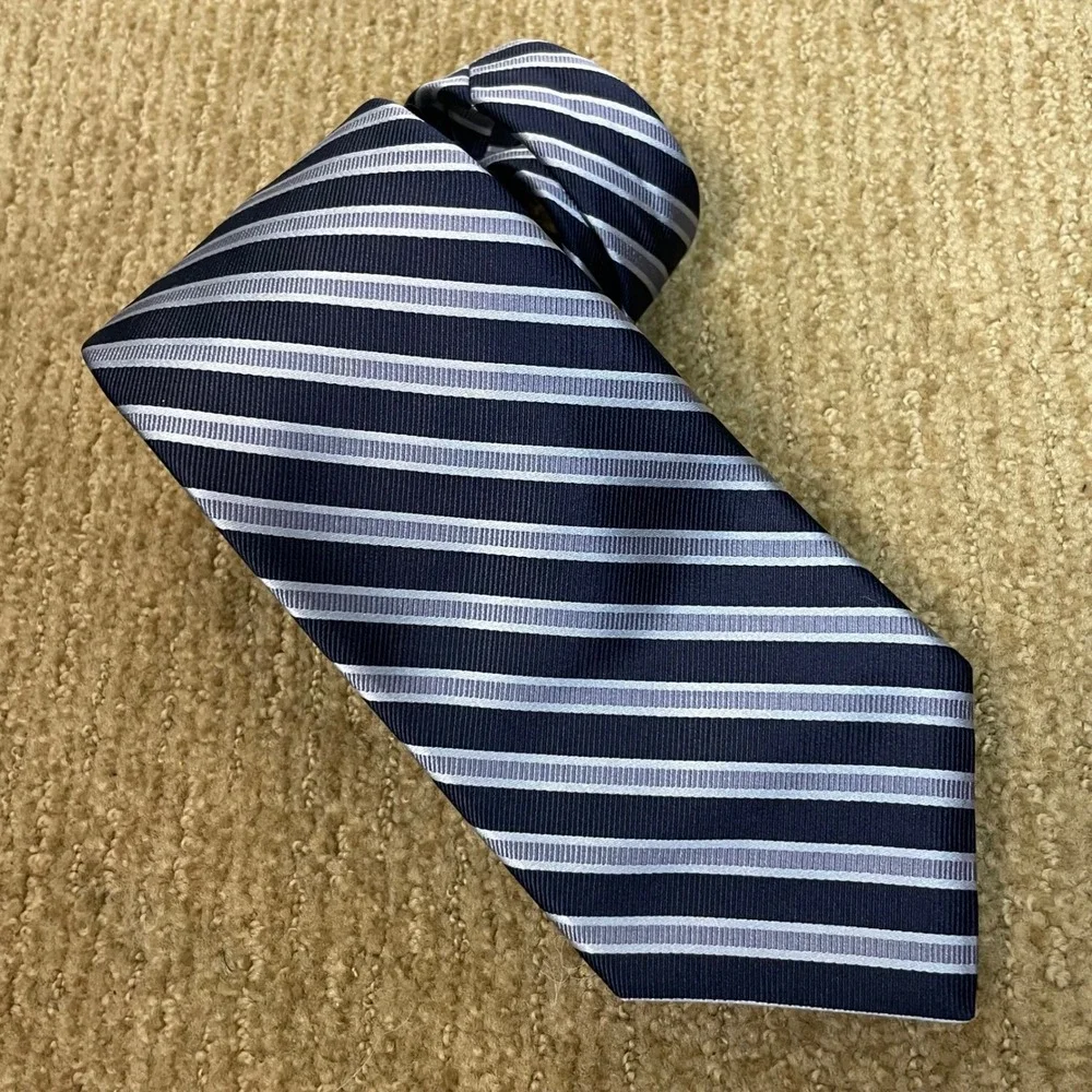Nordstrom Mens Silk Repp Striped Classic Necktie Navy Gray Silver USA Officewear
