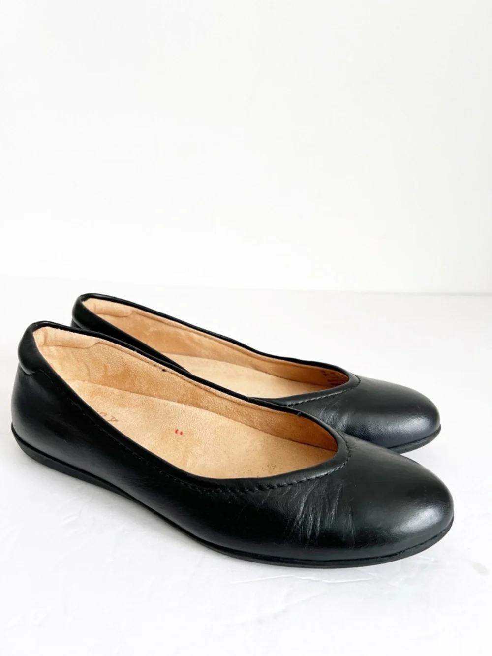 Naturalizer black easy