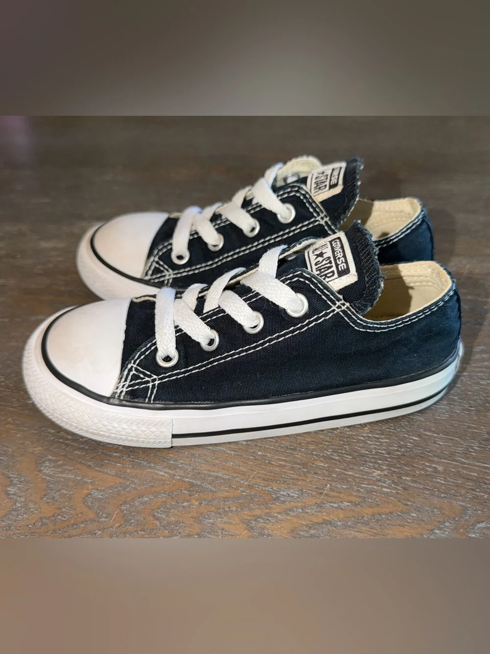 Converse black all