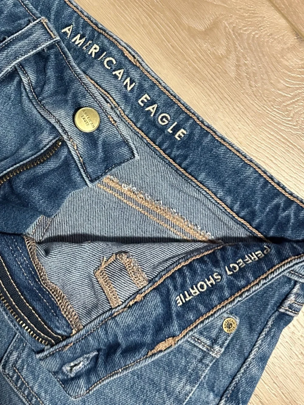 American Eagle Outfitters like new